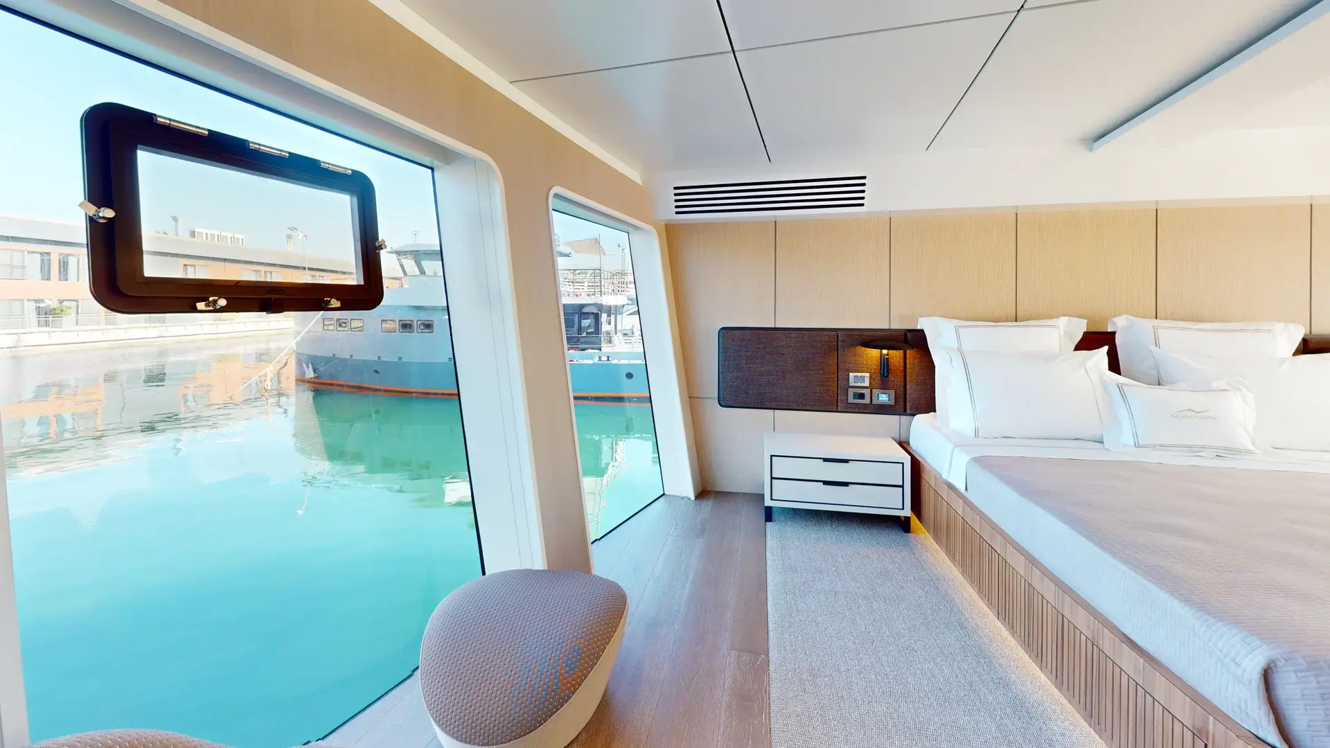 Numarine 30XP yatının 3D sanal tur görünümü